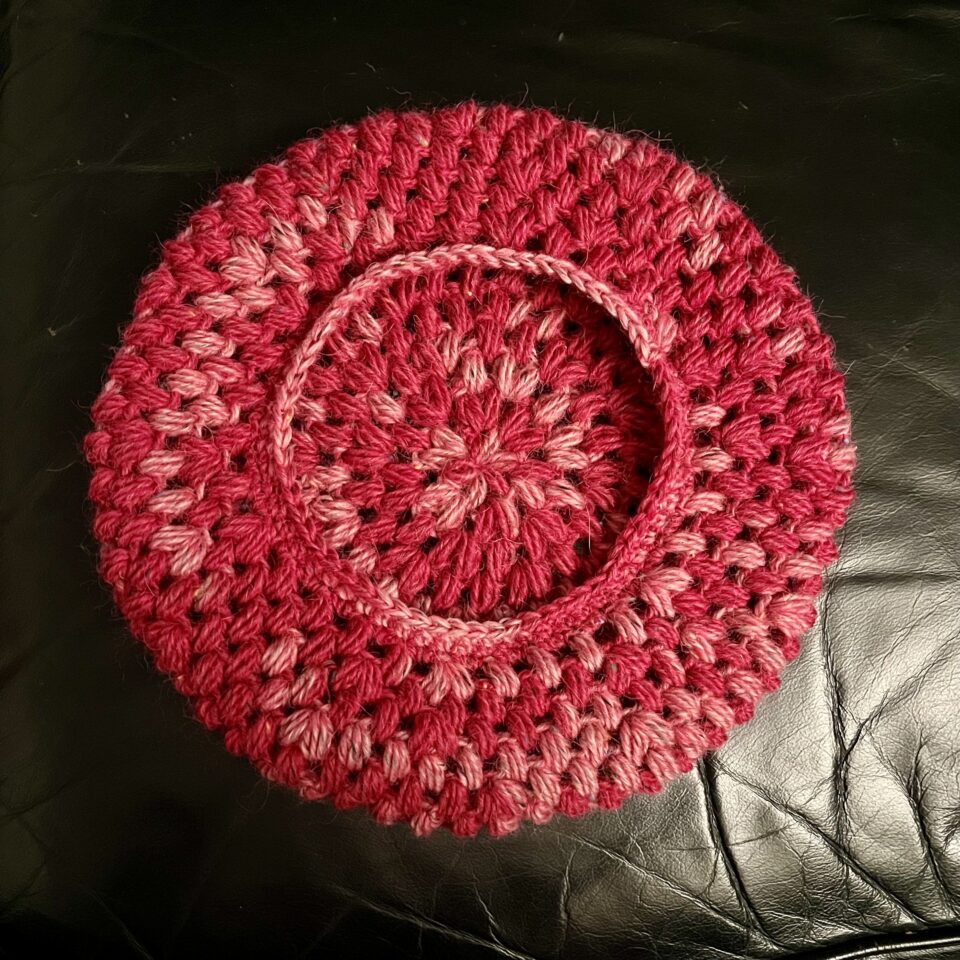 cappello basco uncinetto